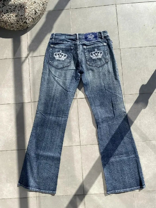 Crown embroidered Jeans - Lifestyle